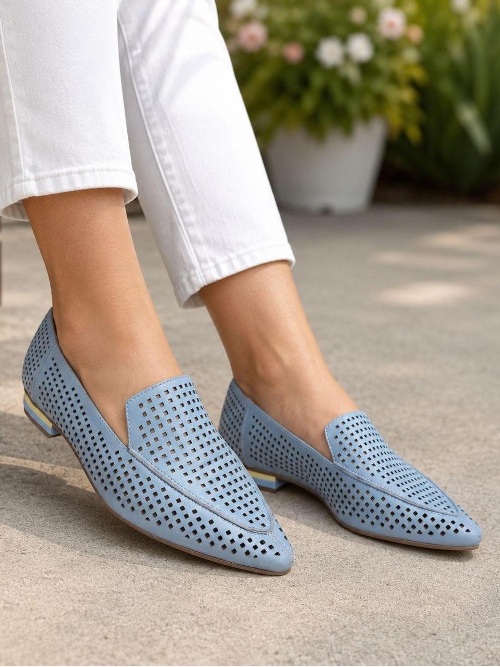 Franco Sarto Mesh Leather Pointy Toe Flats size 8